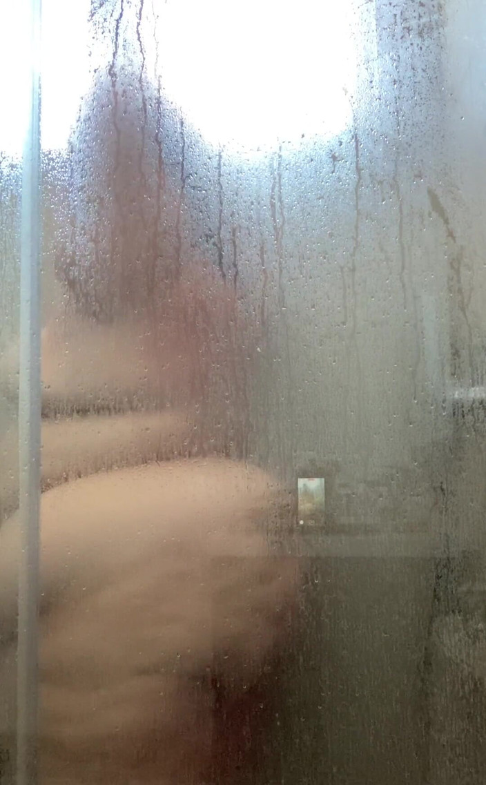 Kayla Peach studios: SSBBW sprcha