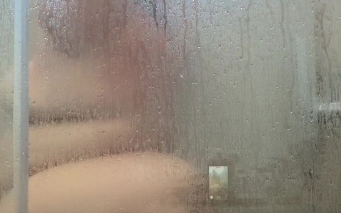 Kayla Peach studios: Cewek super semok lagi mandi