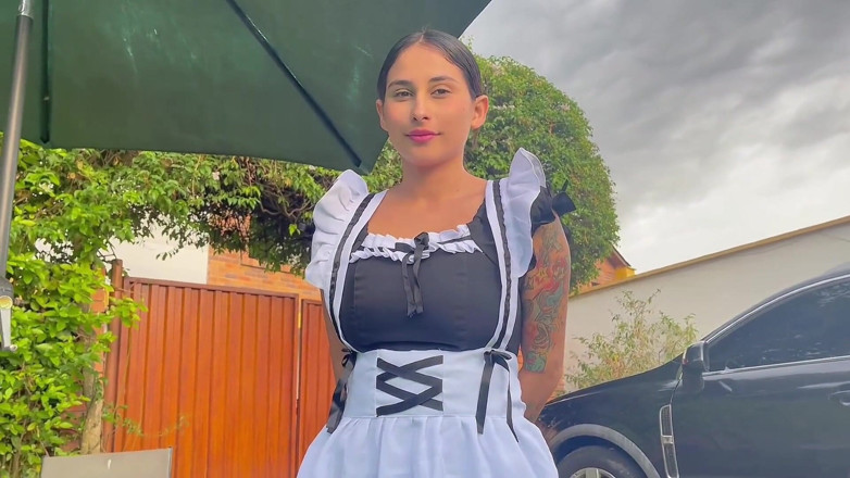 Jenifer Play: Pembantu rumah mahu menghisap zakar bos - Jeniferplay xxx lucah
