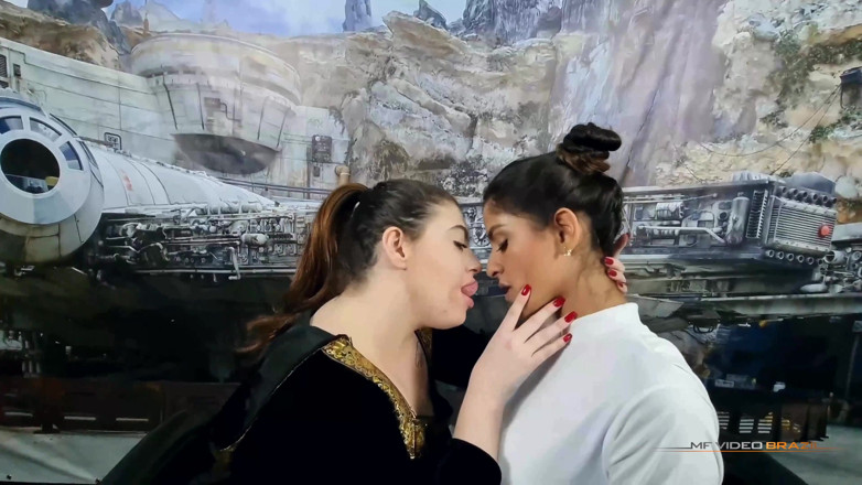 FetishKing: Kissing Star Whores - Perfect Kisses and Top Girls