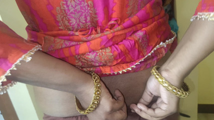 Laxi ammu: Housewife Showing Cute Breast for Her Step Stepbrother
