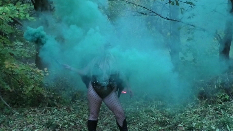 Catalia's Epic Filth: Smoke Bombs