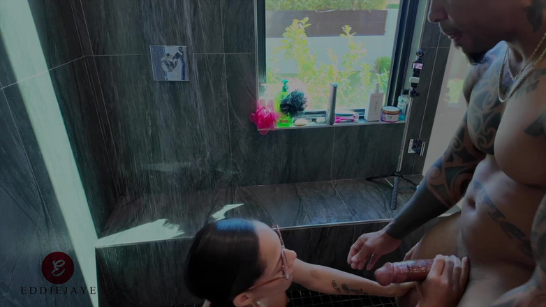 Eddie Jaye: Sprchový sex s francouzskou modelkou