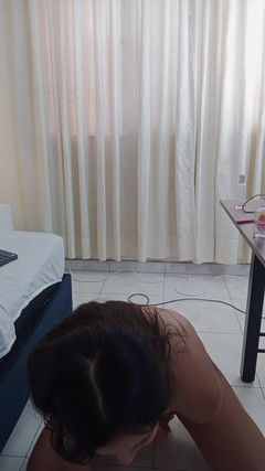 Prisila Devid: Dildo v mém pokoji