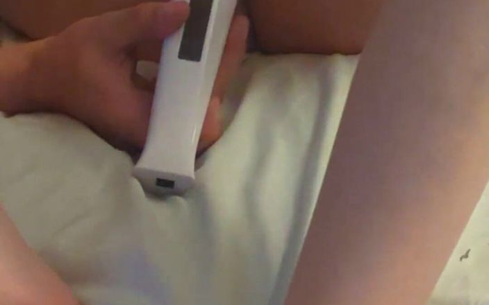 Richelle Rose: Соло 4K, мастурбирует палочкой крупным планом и кончает несколько раз - Richelle Rose