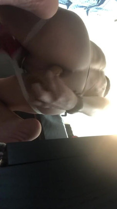 RiceQueenTopBoy: Aku lagi asik muasin pantat bahenolku pakai dildo ukuran 9" sampai...
