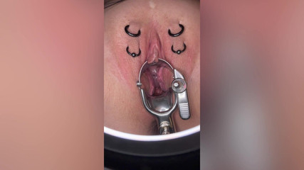 SklavinS_pervert: La schiava S gioca con la sua cervice