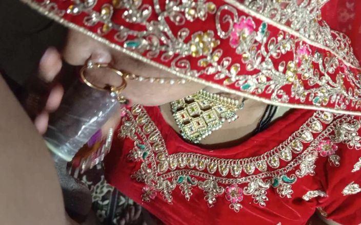 Amrita for you: Vlevo Amrita Bhabhi
