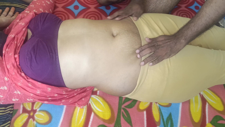 Apple baby: Une femme de ménage s’amuse avec son propriétaire