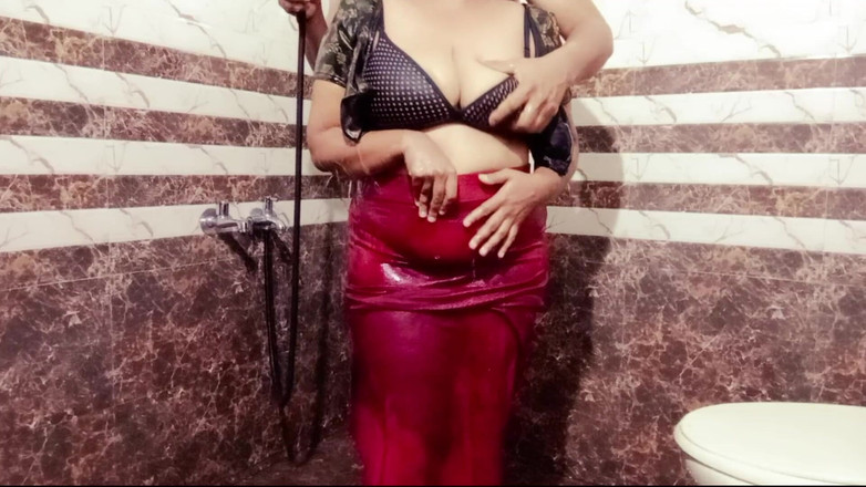 Your Arya: Mitschülerin Ladki Ko jährlicher tag par college ke badezimmer mich...