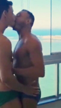 Sexo Bareback in Beach