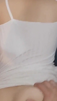 I Stay with My Stepsister to Take a Nap and We Fuck Accidentally