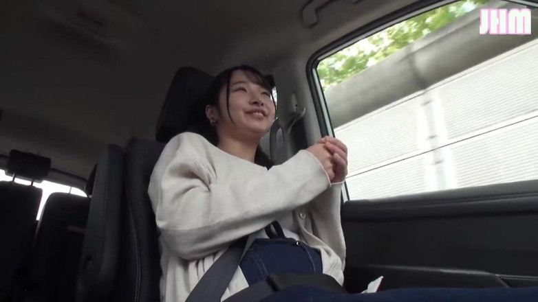 Japanese Hentai Matings: 그녀의 부드러운 곡선은 실크 리듬으로 몸을 움직이면서 열린 하늘 아래에서 반짝입니다. - a