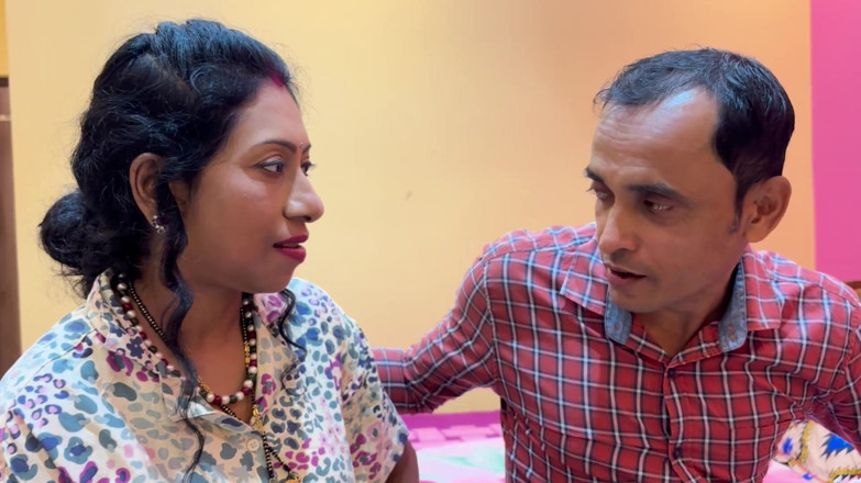 MrsEntertainer: Biwi Ko Bola Apne 보스 Ko Pussy Kamsutra Ras Pilane Kaliye...