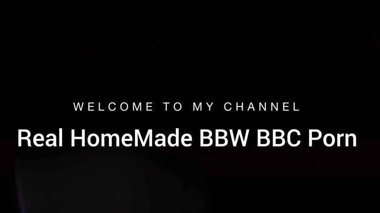Real homemade BBW BBC porn: Ich quetscht meine großen möpse und lutscht meine nippel