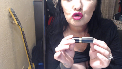 Abby Anna: Fuchsia tabung lipstik merah muda
