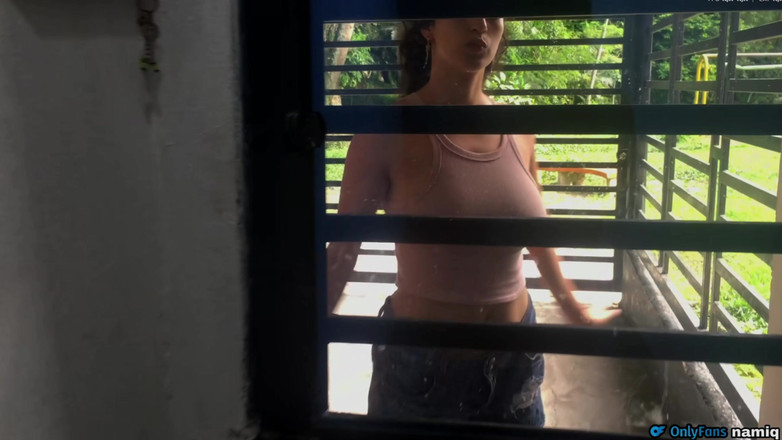 NamiQseiiin: Sąsiad przyszedł pomóc mi naprawić komputer