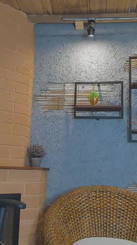 Una Hermosa Latina Se Masturba Ante La Cámara Para Sus Espectadores Y Quiere Ser Follada