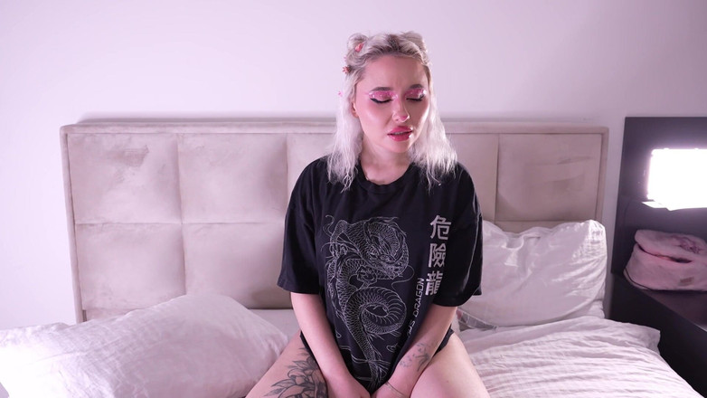 Nka Legran: 제 의붓여동생은 배란기 때 남자에게 차였고, 저는 의붓형제로서 그녀가 성관계를 도와주었습니다