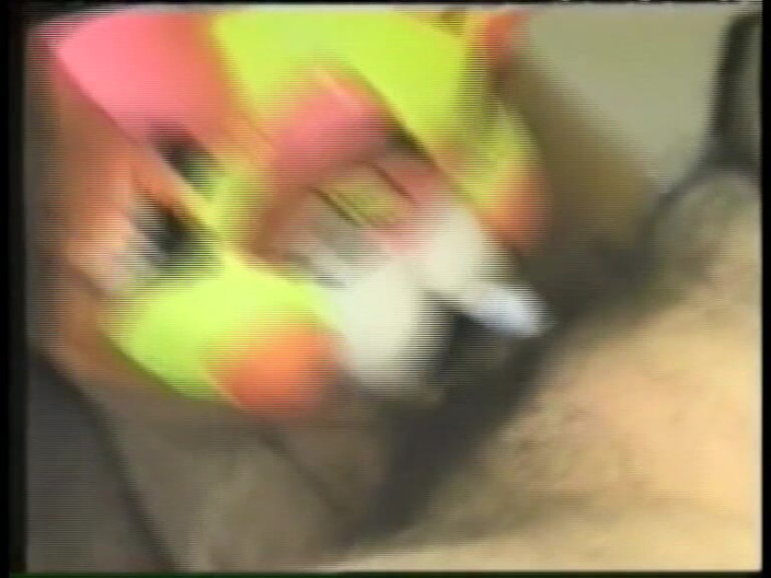 90's Italian Amateur: Sexe secret des années 90 en italien avec une femme exhibitionniste...