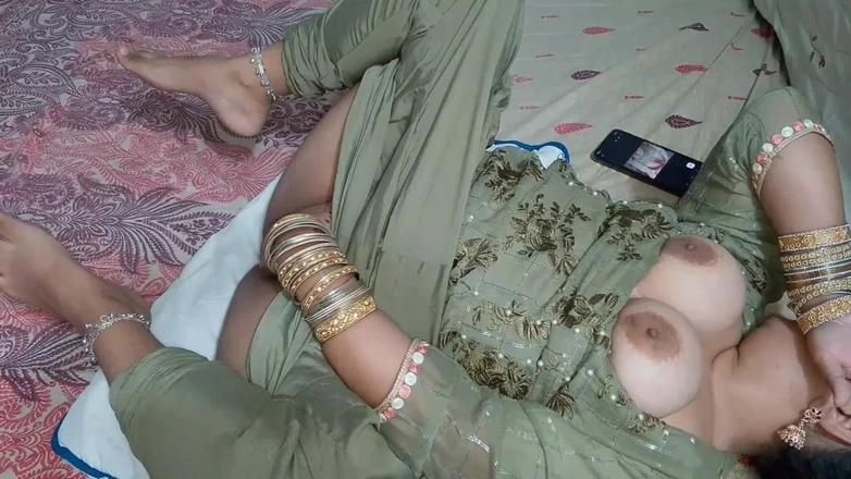 QueenbeautyQB: Stepmom Imagines Hard Sex with His Stepson