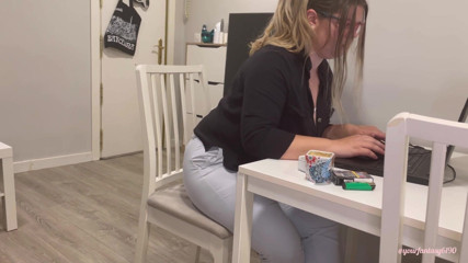 Your fantasy studio: Plynová sekretářka 2