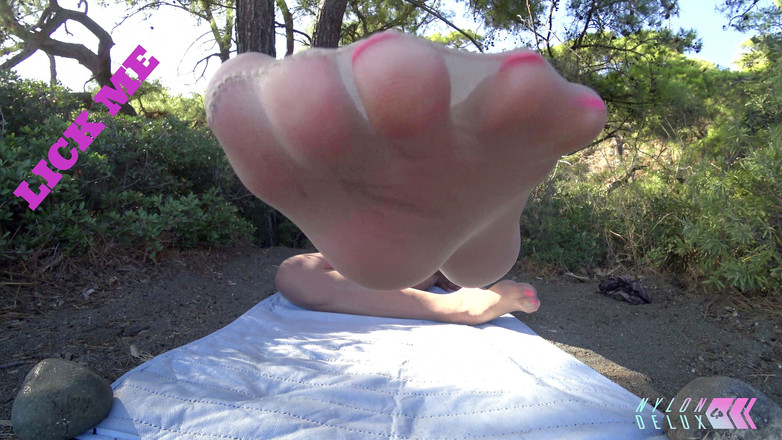 Nylondelux: 秘密场所的吊带连裤袜 4k