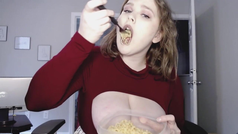 Emma Lilly: 4 minutos mukbang