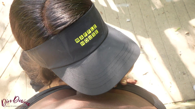 Dire Desires: Waffle house pulcino