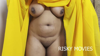 Riskymovies: Desi Bhabhi Took off All Her Clothes Mast Indian ...