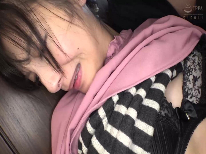 Vulture: La donna sposata viene seguita a casa, sborrata dentro