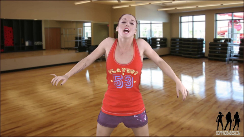 Bopping babes: Kiki Devine - Energico