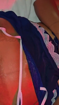 Influencer Debuts a Big Dick Guy Raw, Untill He Cums Inside of Her - Handre POV