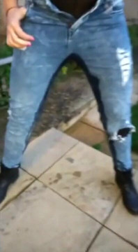 Jeans and pantyhose wetting compilation