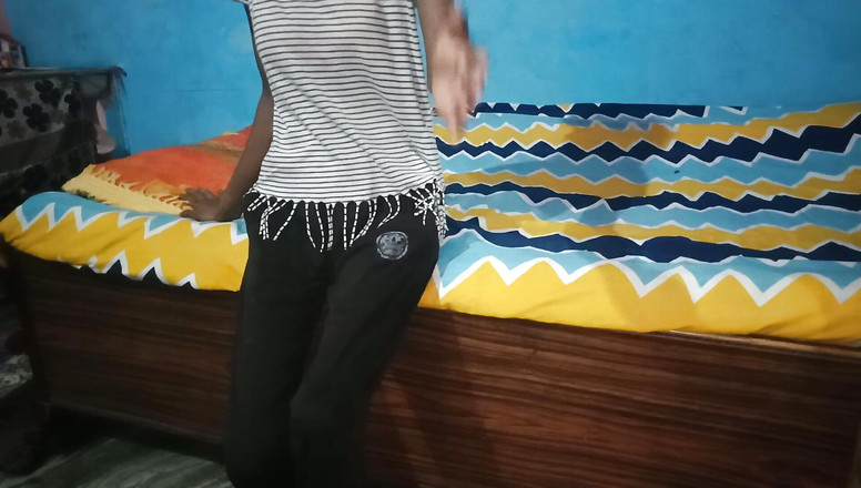 Truefuker: Сексуальну дружину відтрахав її тесть після входження в кімнату