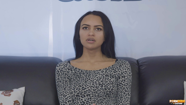 PornDudeCasting: Carrie Rain