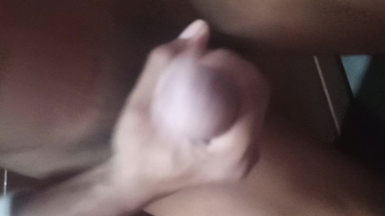 Devilxboy5477: Chłopiec Mastrabition Coock w lock room sam ciesząc się spermy...