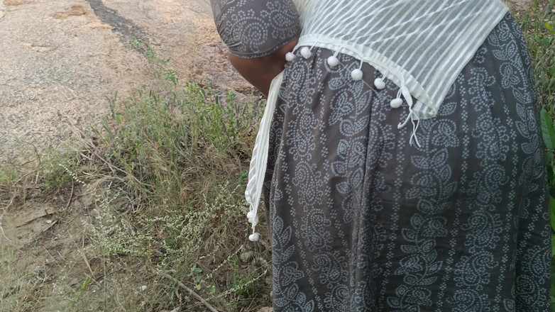 Laxi ammu: Лесбіянка на відкритому повітрі