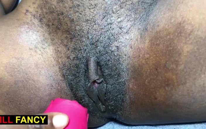 Hill Fancy: Sex zwischen zwei geilen lesben