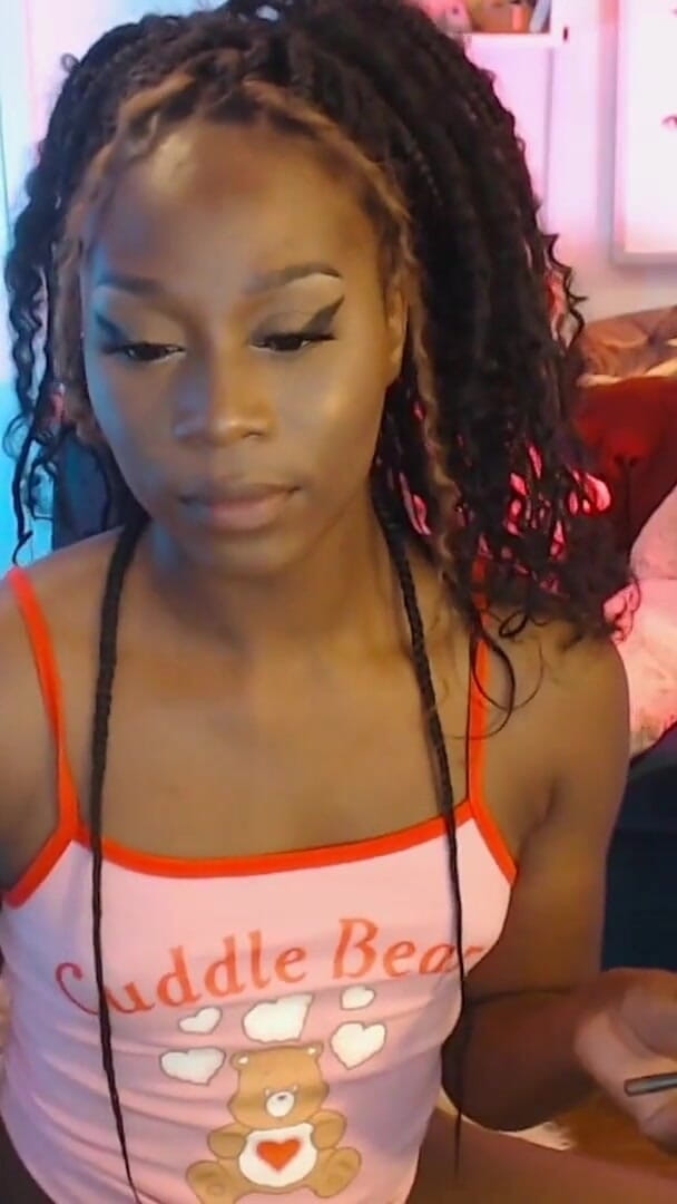 Vannall Edges and Shoots Hard (Vanniall)