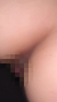 Geheimes video von schönem japanischen MILF-creampie