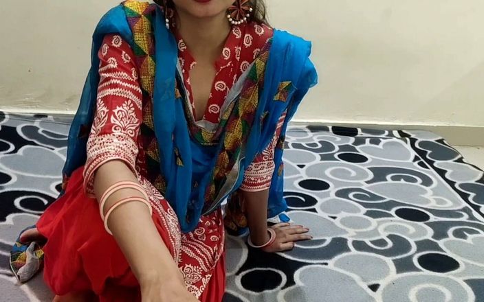 Saara Bhabhi: India madrastra dando mamada a joven xxx con audio hindi,...