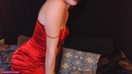 AdalynnX: AdalynnX - vestido vermelho, meia-calça esguichando