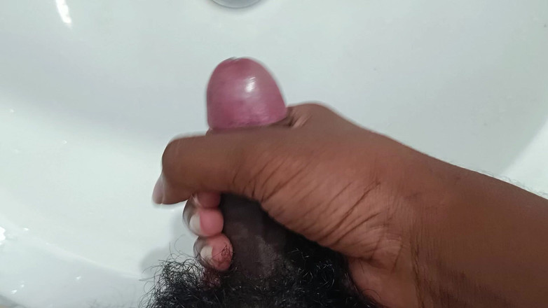 NewDickInTown: Pene De Cabeza Rosa Corriéndose En El Fregadero - Sabroso Semen...