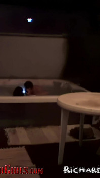Ich brachte eine stripperin mit nach hause, filmte sie beim ficken mit mir