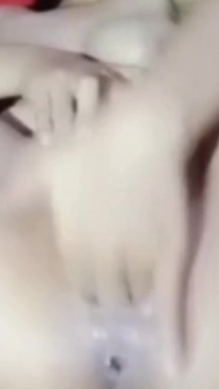 Novita_gemoy: Bermain dengan jari Sehingga Banjir