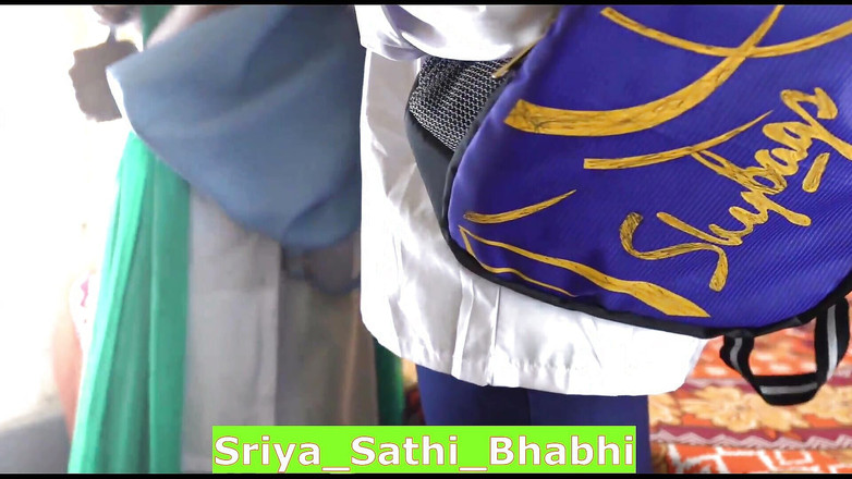 Sathi Bhabhi: Indyjska śliczna nastolatka pierwszy raz seks z chłopakiem