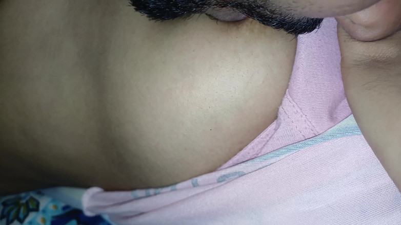 NaughtyWings: Desi flickvän knullad från alla vinklar hela natten och spricker...