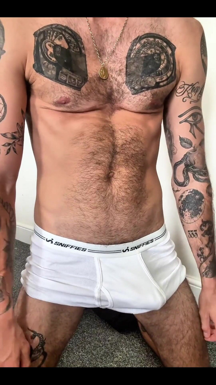 Eli Thorne: Sega dopo l'allenamento in palestra