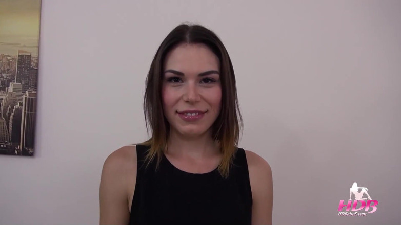Fuck-Buddies: 147-1 Hezká žena šuká pro orgasmický creampie